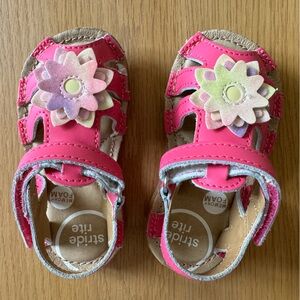 Stride Rite Lottie Sandals - Size 5
